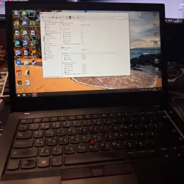 Ноутбук Lenovo ThinkPad T470 i5-6300u/8GB RAM/128GB SSD