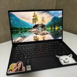 Ноутбук Lenovo Yoga Slim 7 i5-1135G7 8GB RAM 512GB SSD 4K UHD
