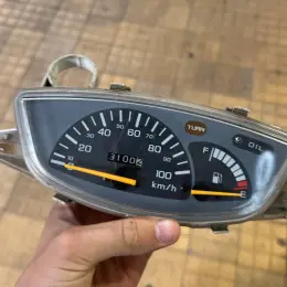 Приборка Honda Dio 100 км/год