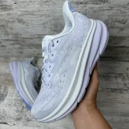 Кросівки Hoka Clifton 9
