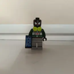 Lego Miles Morales з навушниками та телефоном