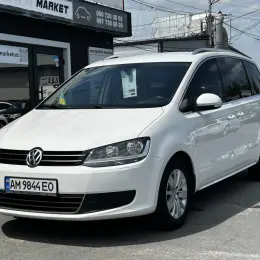 Volkswagen Sharan 2011 2.0 л Дизель Автомат Білий