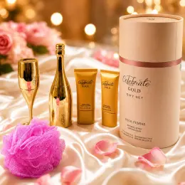 Подарунковий набір парфумерії та догляду за тілом Celebrate Gold GIFT SET POUR FEMME