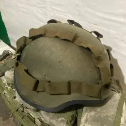 Шолом військовий німецький