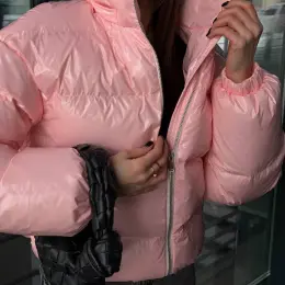 Стильна рожева куртка
