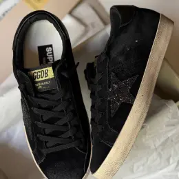 Кросівки Golden Goose чорні замшеві