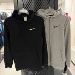 Спортивна кофта Nike з капюшоном