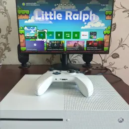 Ігрова приставка Xbox One S 500GB з дисководом та оригінальним джойстиком