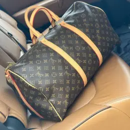 Дорожня сумка Louis Vuitton