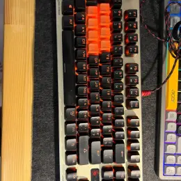 Ігрова механічна клавіатура A4Tech Bloody B830 Light Strike