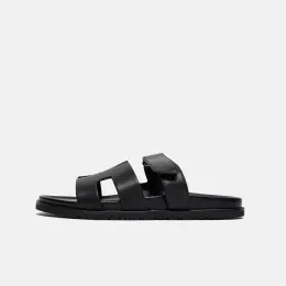 Hermes Chepre Black шкіряні сандалі
