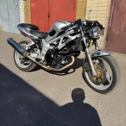 Suzuki SV400S 2000