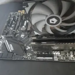 Комплект: Материнська плата MSI X470 Gaming Plus Max, процесор AMD Ryzen 5 3600 з кулером та ОЗУ 16GB