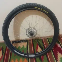 Заднє колесо 29" Maxxis Rekon під касету з дисковим гальмом Shimano 160mm
