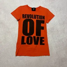 Футболка жіноча помаранчева Dolce Gabbana Revolution of Love Y2K