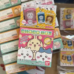 Набір фігурок-брелоків Chiikawa з смаколиками від Bandai