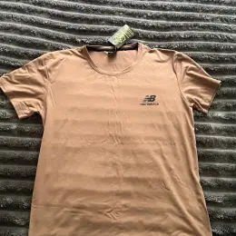 Чоловіча футболка New Balance розмір L