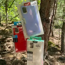 Чохли для телефонів Samsung та Xiaomi