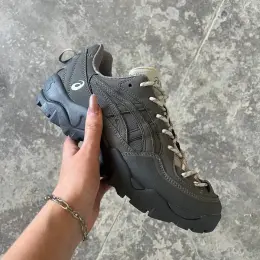 Кросівки Asics Gel-Pickax Magnet Grey