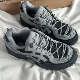 Asics Gel-Pickax Grey Black