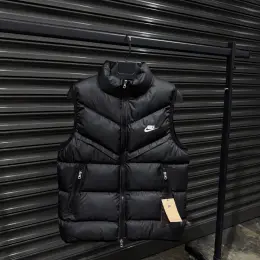 Безрукавка Nike Storm Fit