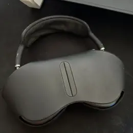Навушники Apple AirPods Max