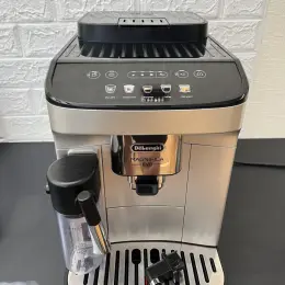 Кавомашина De'Longhi Magnifica Evo ECAM290.61.SB