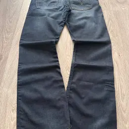 Джинси Levi's 507