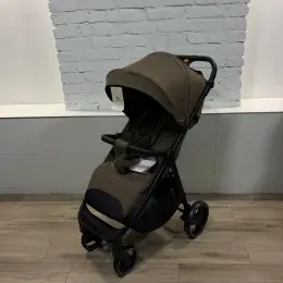 Прогулянкова коляска Carrello Castle Beige