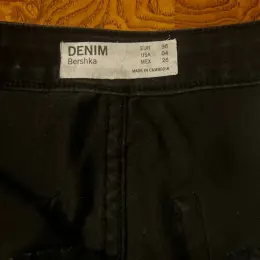 Джинси Bershka чорні жіночі розмір S