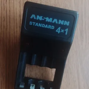 Зарядний пристрій Ansmann standard 4x1 для акумуляторних батарейок АА (R6), 4 слоти