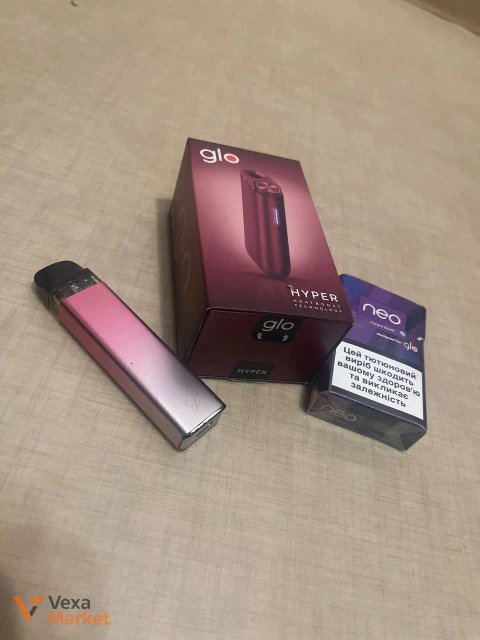 Vape XROS 3 mini та GLO з пачкою стіків