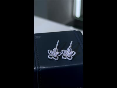 GRAFF Wild Flower Diamond Earrings 18K Gold 1.09ct E/VVS1