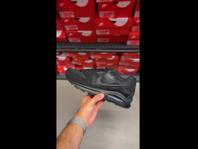 Кросівки Nike Air Max Command