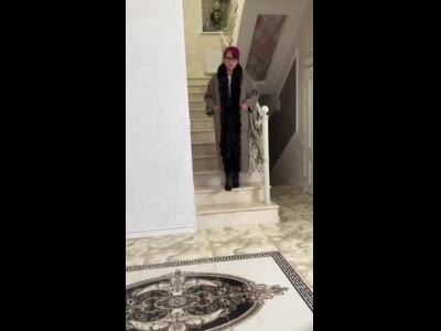 Жіноче пальто з натуральним хутром