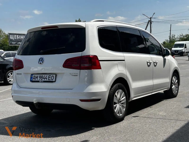 Volkswagen Sharan 2011 2.0 л Дизель Автомат Білий — фото 3