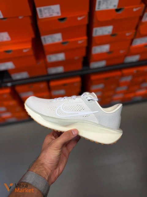 Женские кроссовки Nike Quest 6