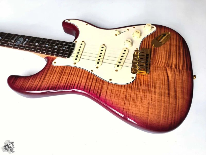 (1 of 100) Fender® Custom Shop Presidential Select Stratocaster® 60th Anniversary Limited Edition '2006 Wine Red Stain — фото 2