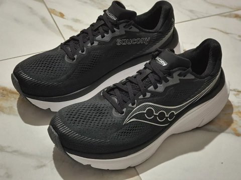 100% Оригінал чоловічі кросівки Saucony GUIDE 19   EURO 44