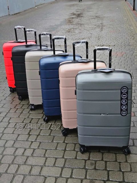 100% polypropylene WINGS HWF01 Польща валізи чемоданы ручна поклажа