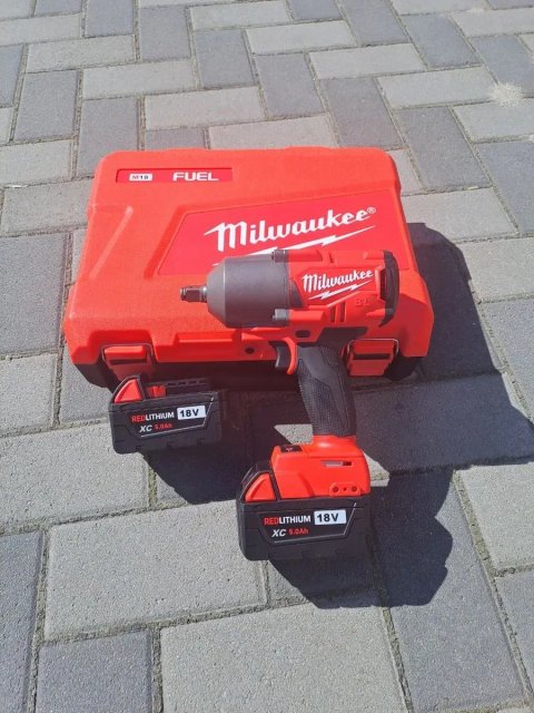 1300Nm!!! Акумуляторний гайковерт Milwaukee Гайковерт акумуляторний Milwaukee на 1300Nm