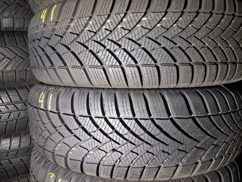 185/65 15 Semperit Speed grip 5 Комплект , ПАРА  шини б/у зима — фото 4