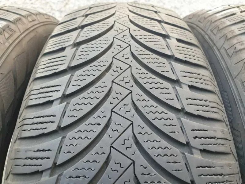 215/70 R16 100T Nexen WinGuardG WH2 зима 4штуки шини б/у — фото 5