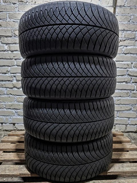 225/45r17 NANKANG | 8.5mm | 2024 | Як нові, ідеальний стан, без пошкоджень, без ремонтів, без дефектів | Комплект / 4шт | Преміум всесезонні шини