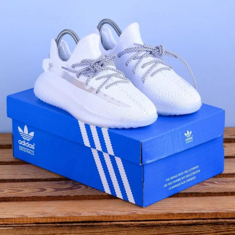(2320) Акція! Кросівки Adidas Yeezy boost 350 білі (36-41) адідас