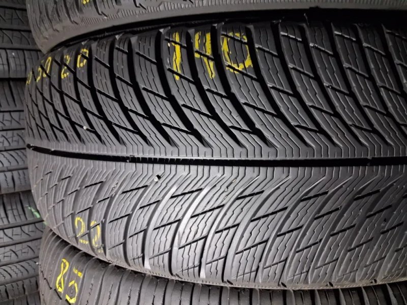 235/50 R20 Michelin Pilot Alpin 5 шини б/у зима ПАРА — фото 2
