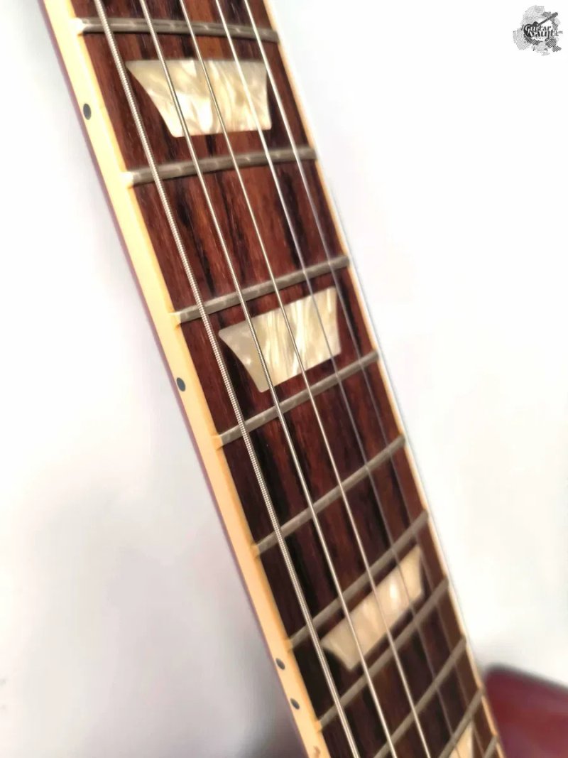$2390 Gibson Les Paul Traditional Pro V '2021 Satin Wine Red w/case — фото 8