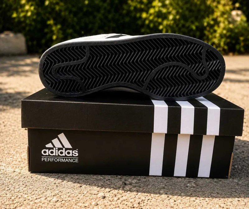(2401) Кросівки кеди Adidas Campus сірі з чорн підошвою (41-46) адідас — фото 8