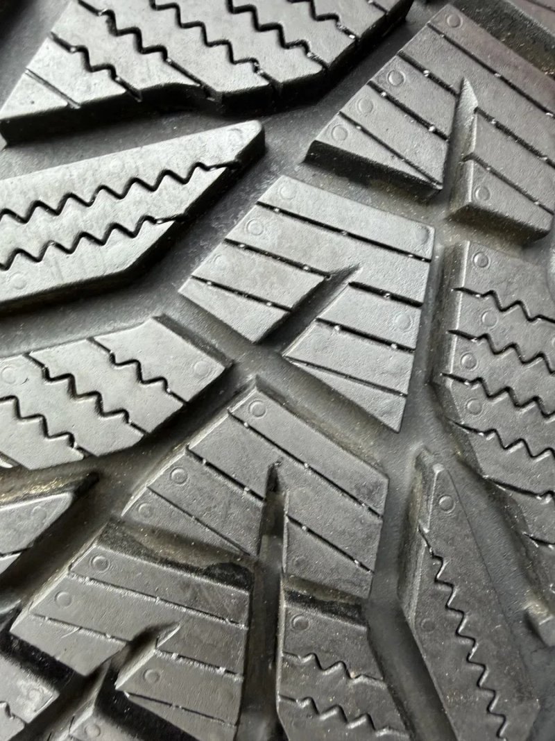 245/35/20 R20 Hankook winter I cept evo3 зима 2 шт ціна за 1 шт — фото 5