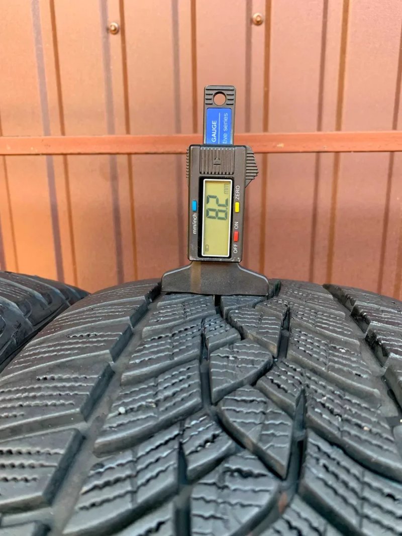 245/45 R18 100V XL GoodYear UltraGrip Performance+ / Зимові шини — фото 4